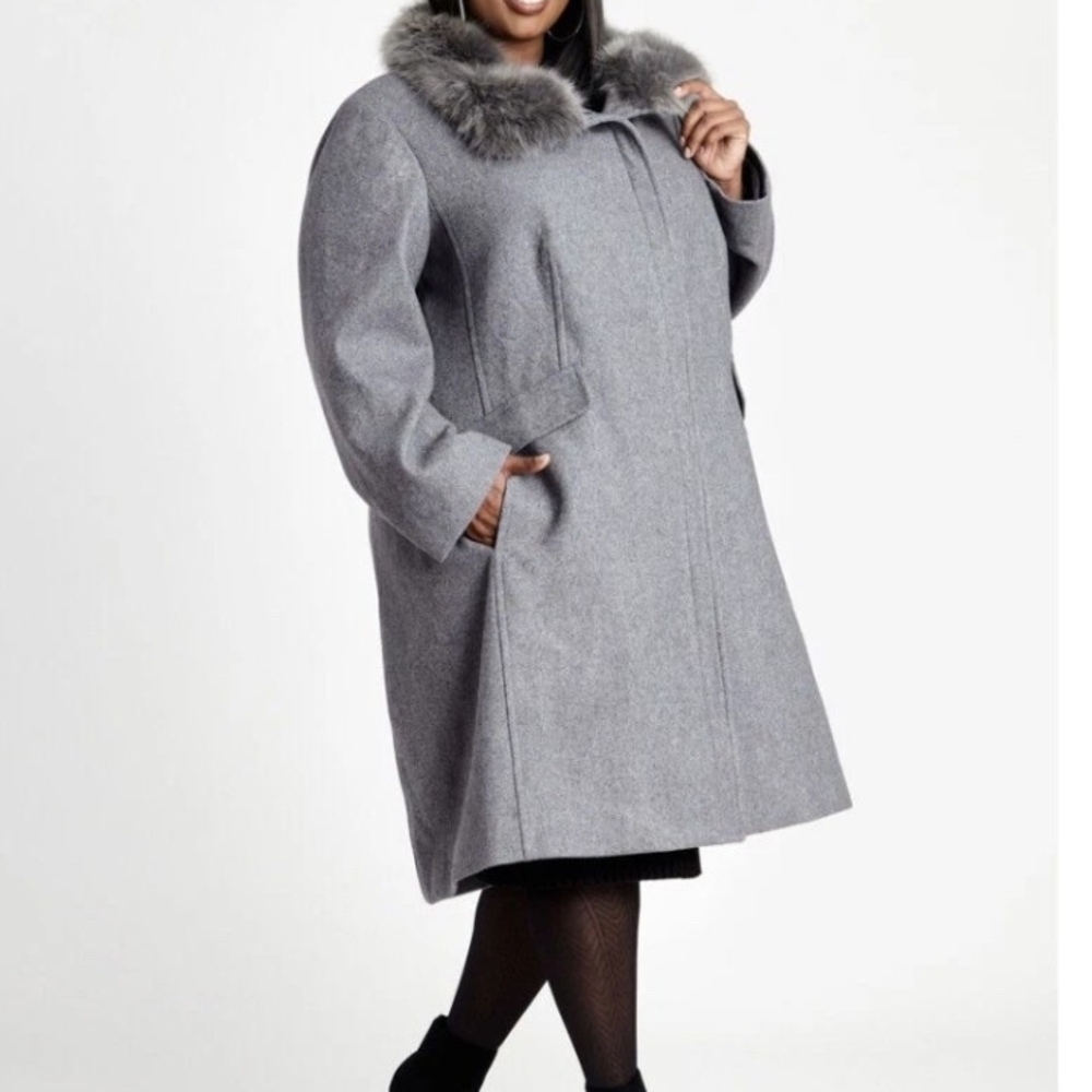 Vince Camuto Gray Coat with Faux Fur Collar – Women’s Size 3X